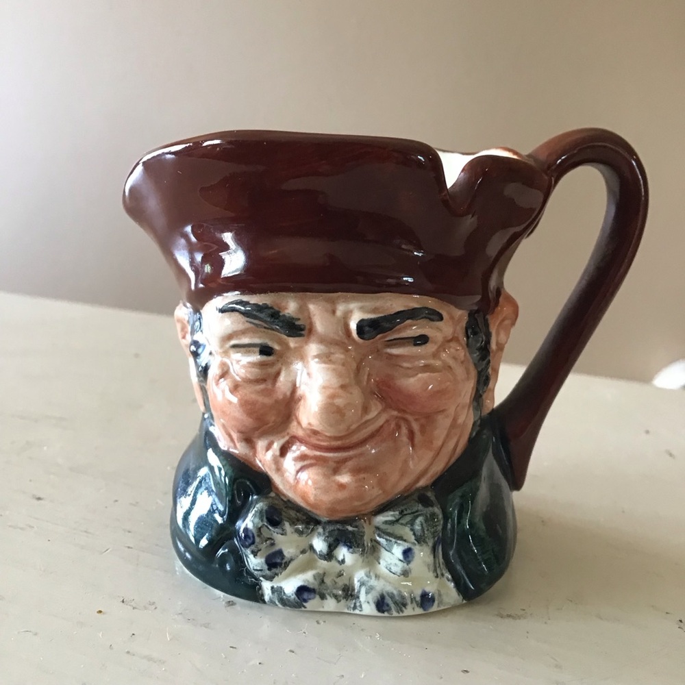 Vintage Royal Doulton Old Charles Character Mini Mug Shotglass Barware